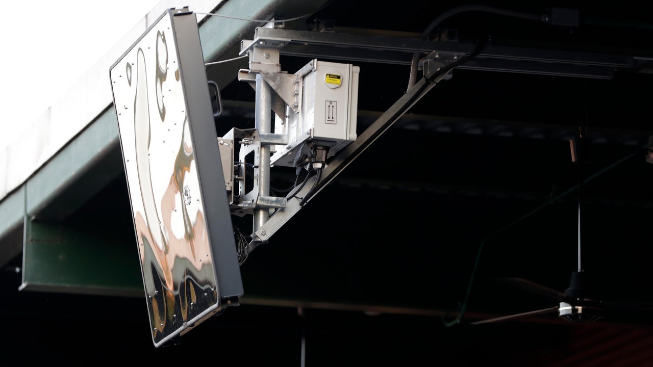 MLB's top prospects deal with good, bad of 'robot' umpires